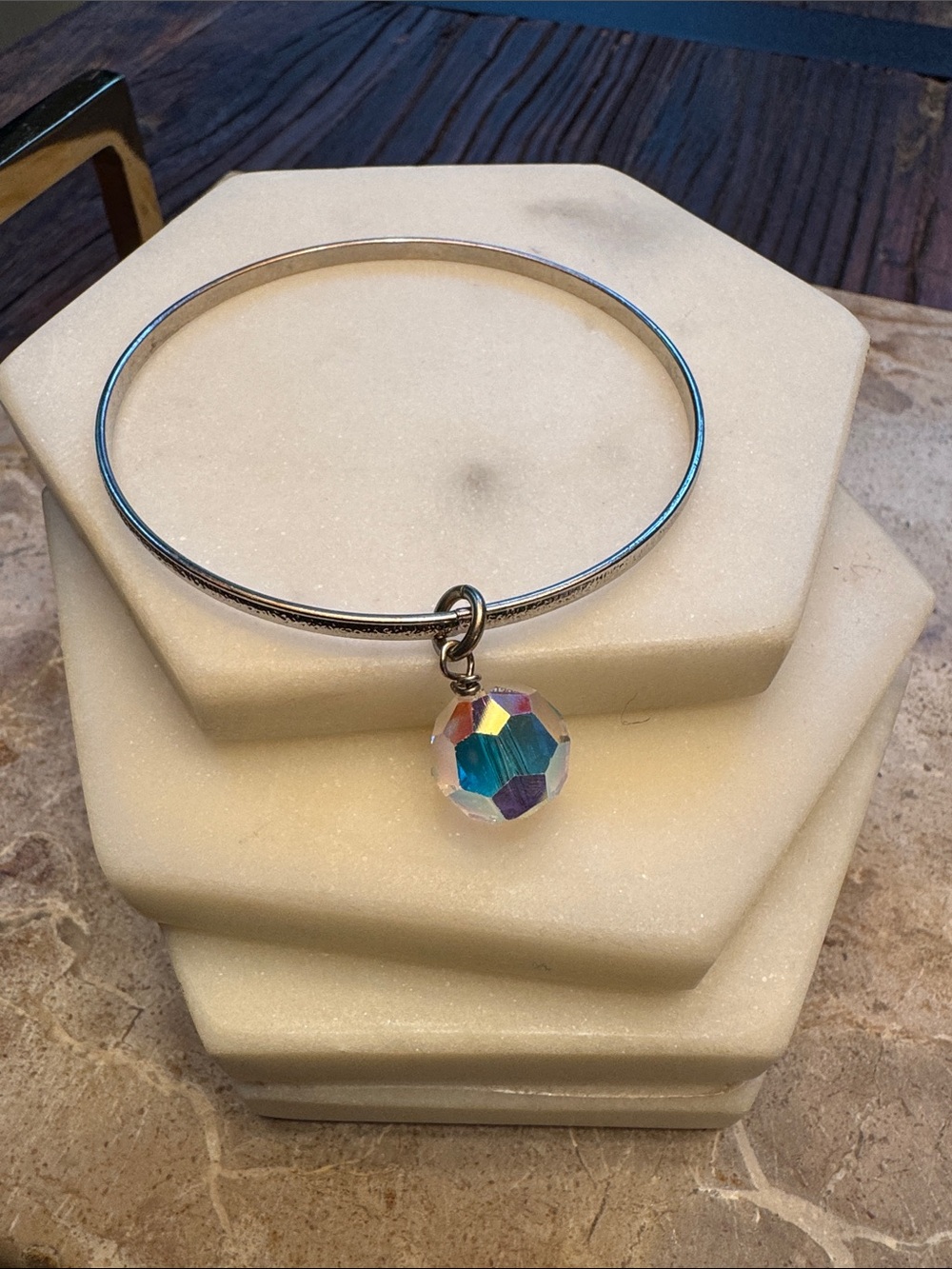 Emily Ray (no marking) Silver Tone Bangle Bracelet with Iridescent Crystal Charm